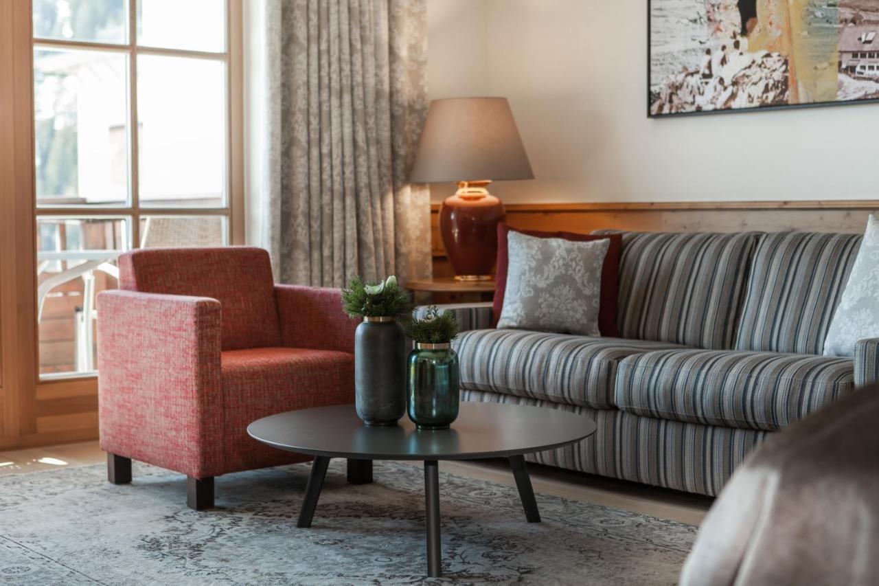 Schlosshotel Фис Екстериор снимка