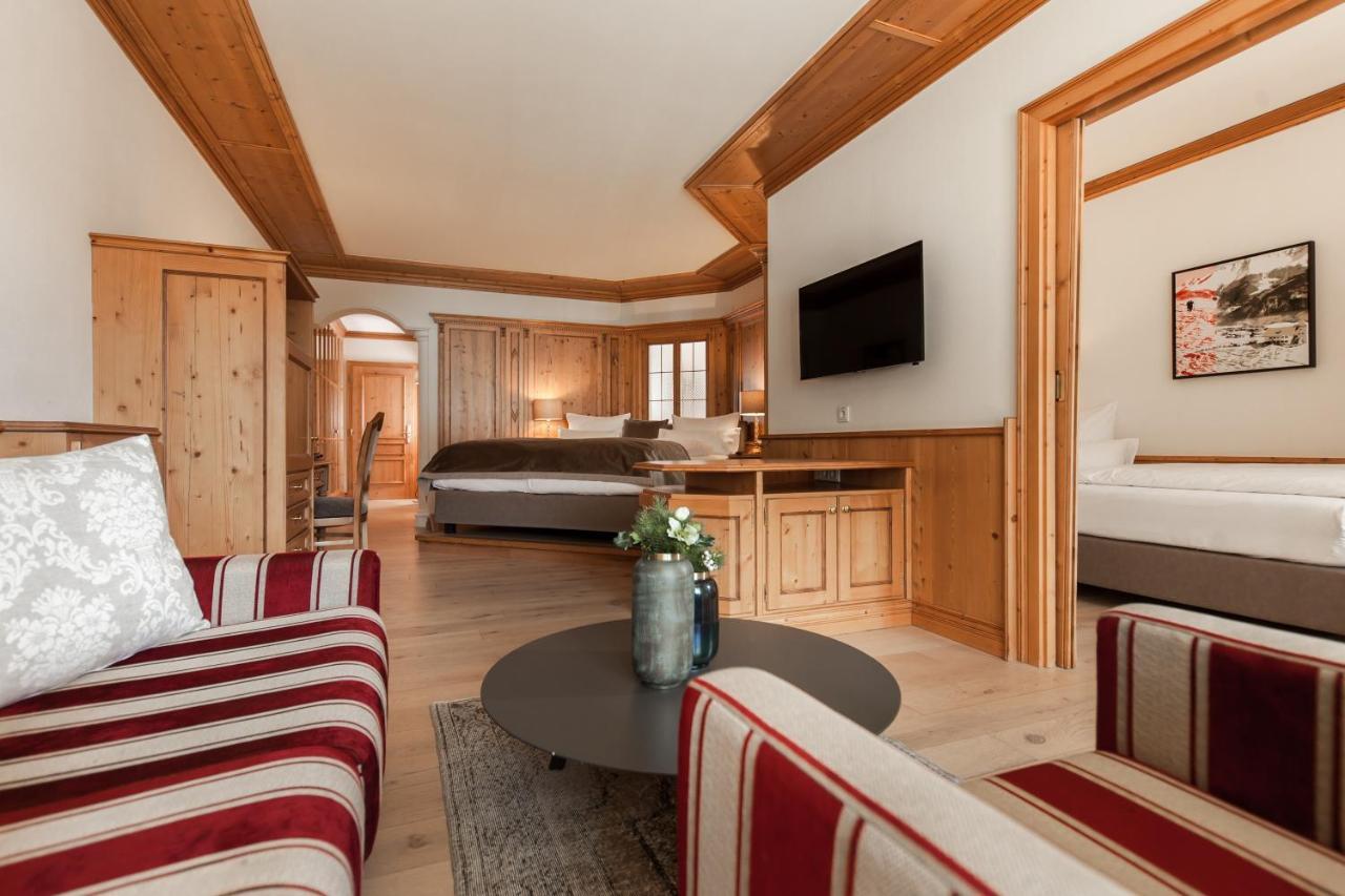 Schlosshotel Фис Екстериор снимка